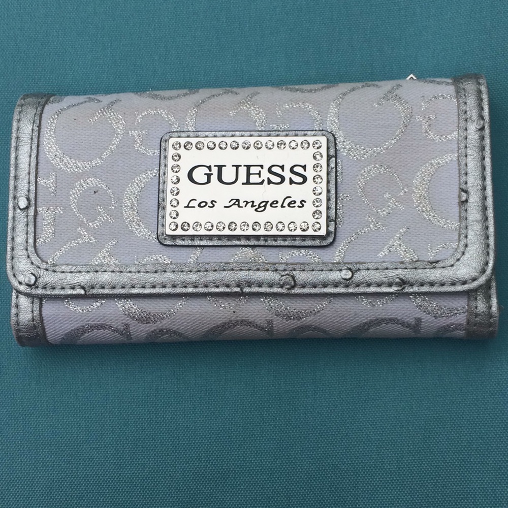 Guess wallet.